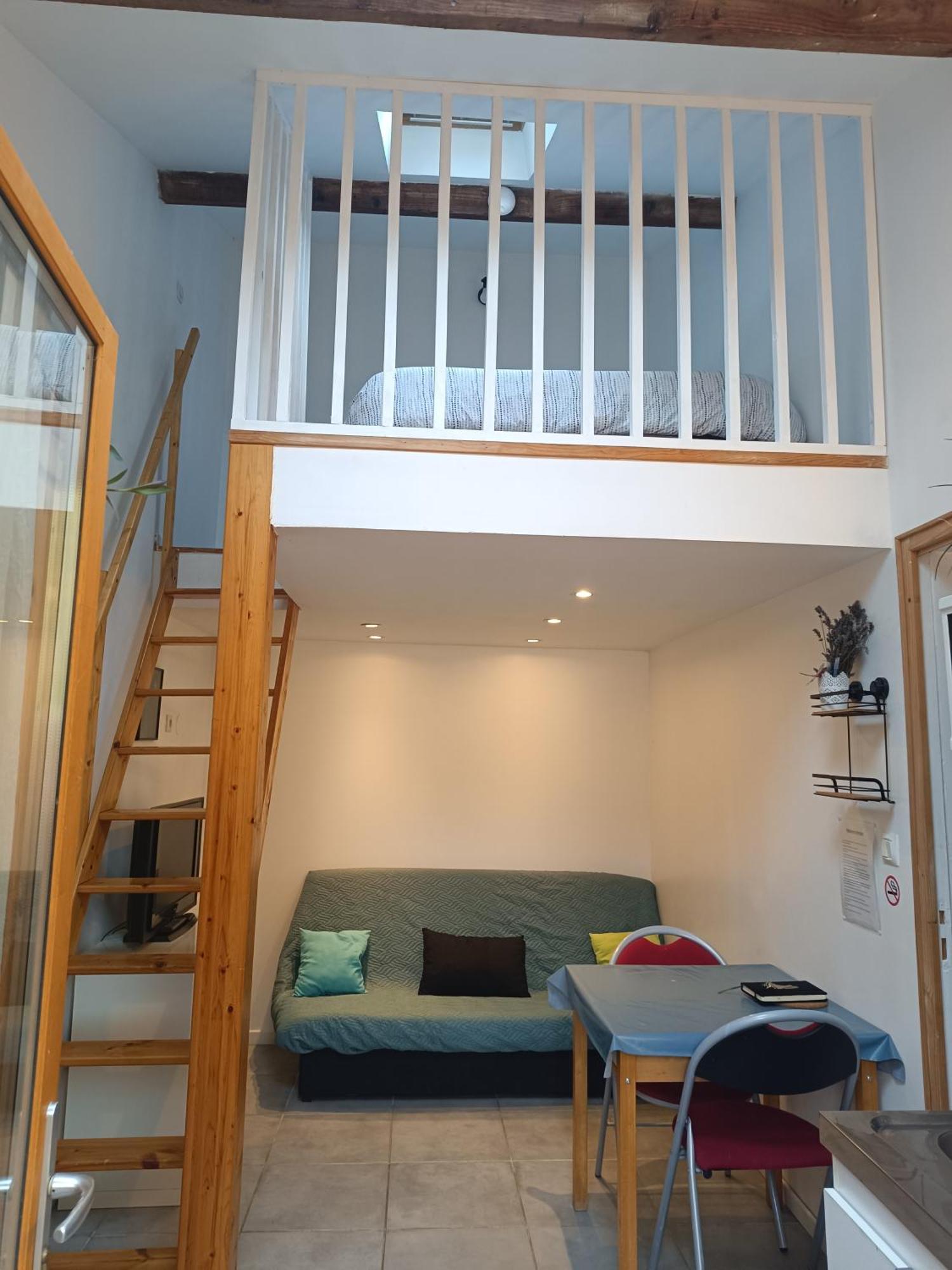 Prive A La Campagne Apartment *